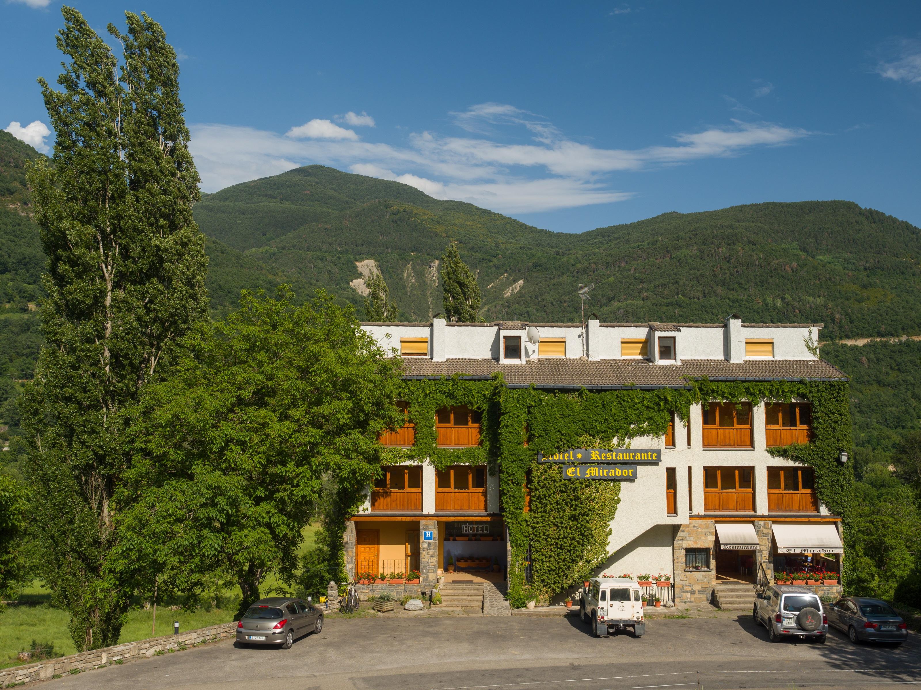 Hotel De Montana El Mirador Broto Exteriör bild